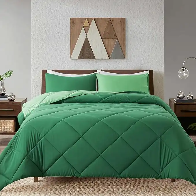 Decroom Lightweight Queen Comforter Set with 2 Pillow Sham - 3 Pieces Set - Quilted Down Alternative Comforter/Duvet Insert for All Season - Olive Green/Grass Green - Queen Size