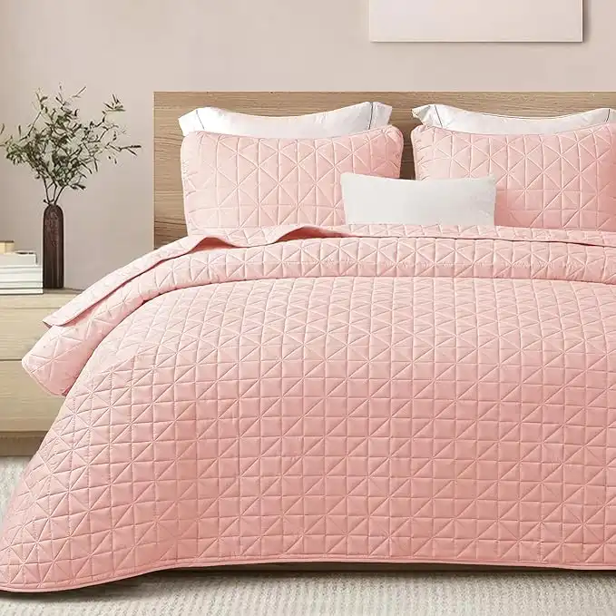 Exclusivo Mezcla King Size Quilt Sets, Lightweight Blush Pink Quilts Geometric Stitched Pattern with 2 Pillow Shams, Ultra Soft Quilted Bedspreads Bedding Coverlets for All Seasons