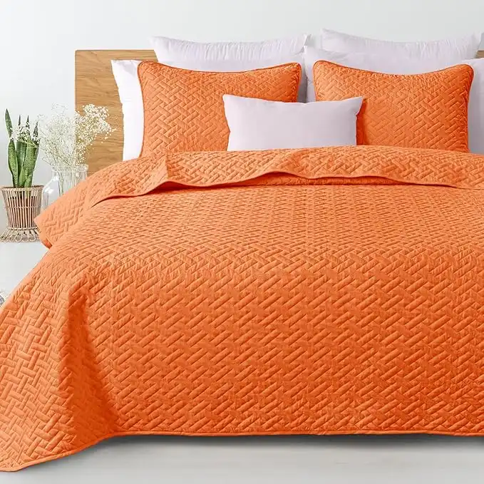 Exclusivo Mezcla 2-Piece Twin Size Quilt Set with Pillow Sham, Basket Quilted Bedspread/Coverlet/Bed Cover(68x88 Inches, Orange) -Soft, Lightweight and Reversible